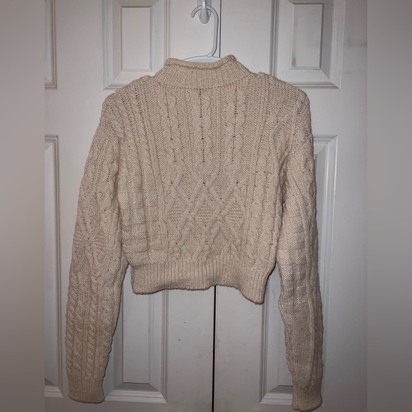 Aritzia Crop Sweater - Picture 2 of 4